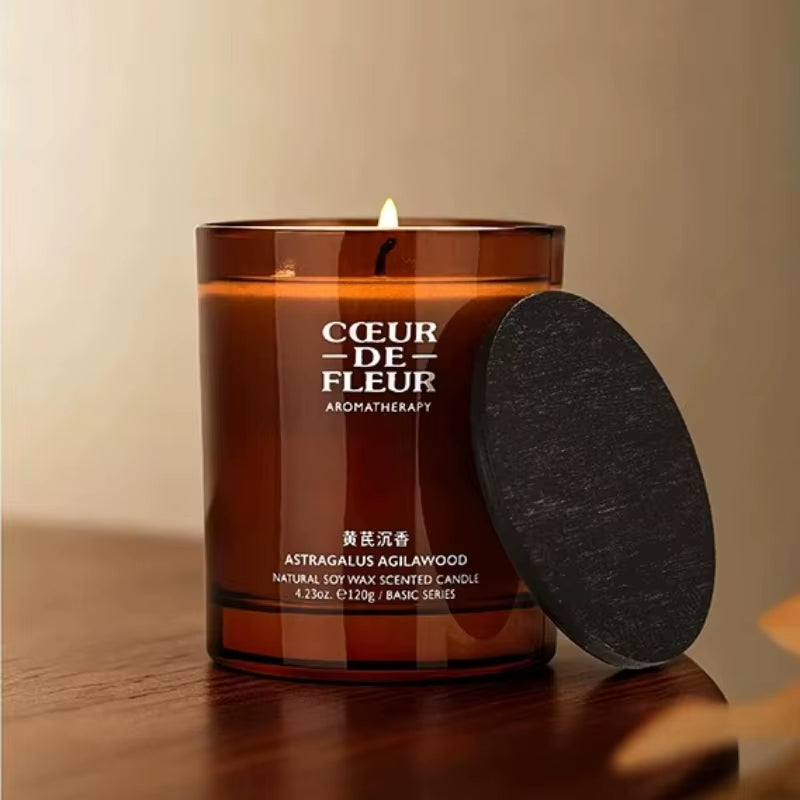 Bougie parfumée avec couvercle noir