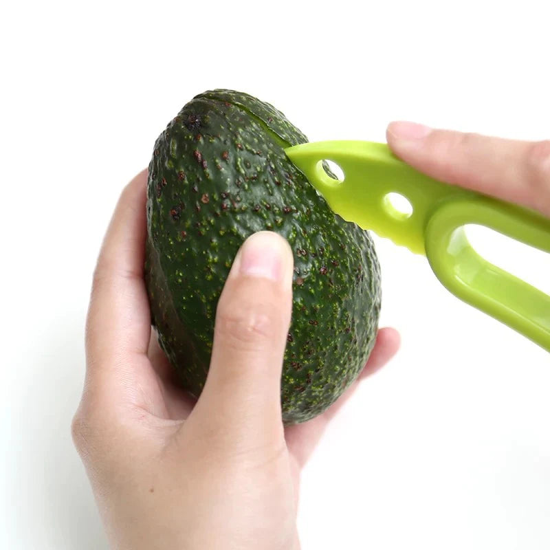 Ouvrir l'avocat avec la lame